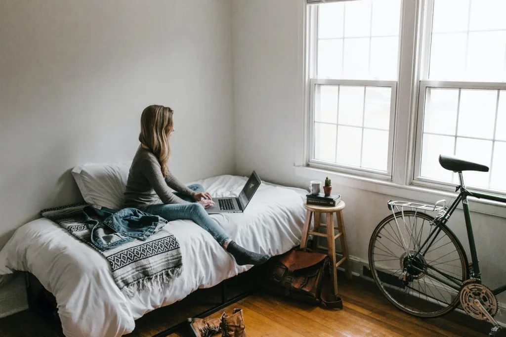 Comment calculer l'aide au logement pour un étudiant ?
